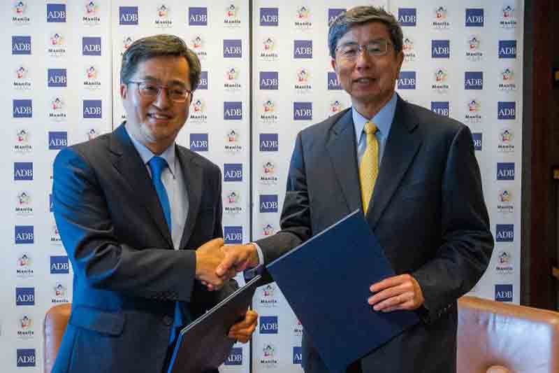 ADB and Korea sign 2 agreements to strengthen co-financing and technical cooperation