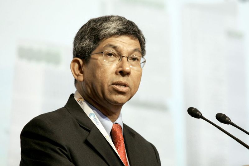 Communication Minister Yaacob Ibrahim rolls out CyberSecurity Kit for SMEs