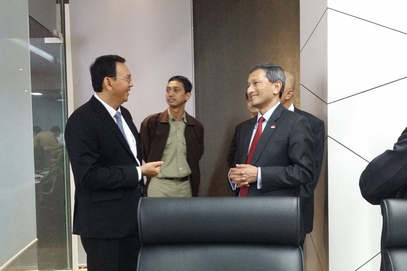 Foreign Affairs Minister Vivian Balakrishnan makes first overseas visit to Indonesia and visits the new Jakarta Smart City Lounge