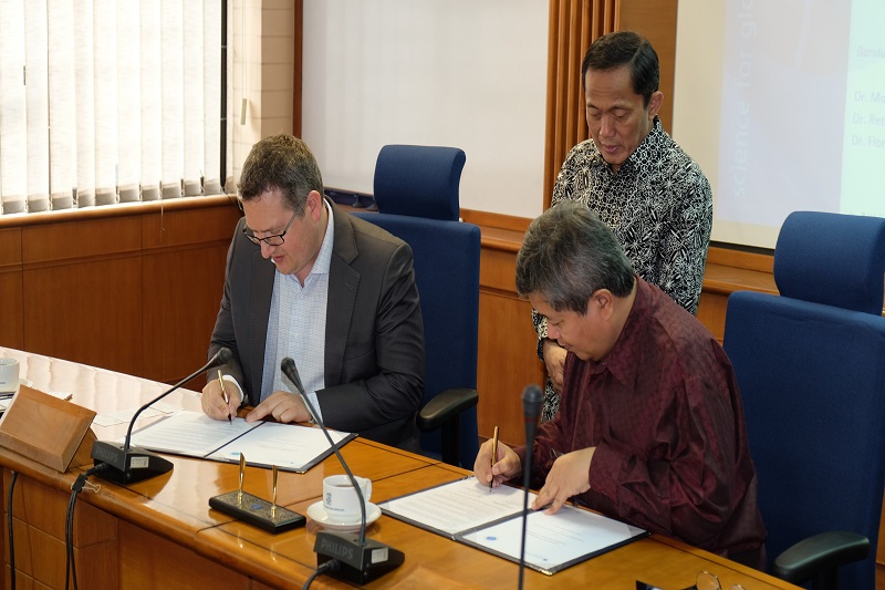 Institut Teknologi Bandung signs MoU to develop bio energy combined with carbon capture storage